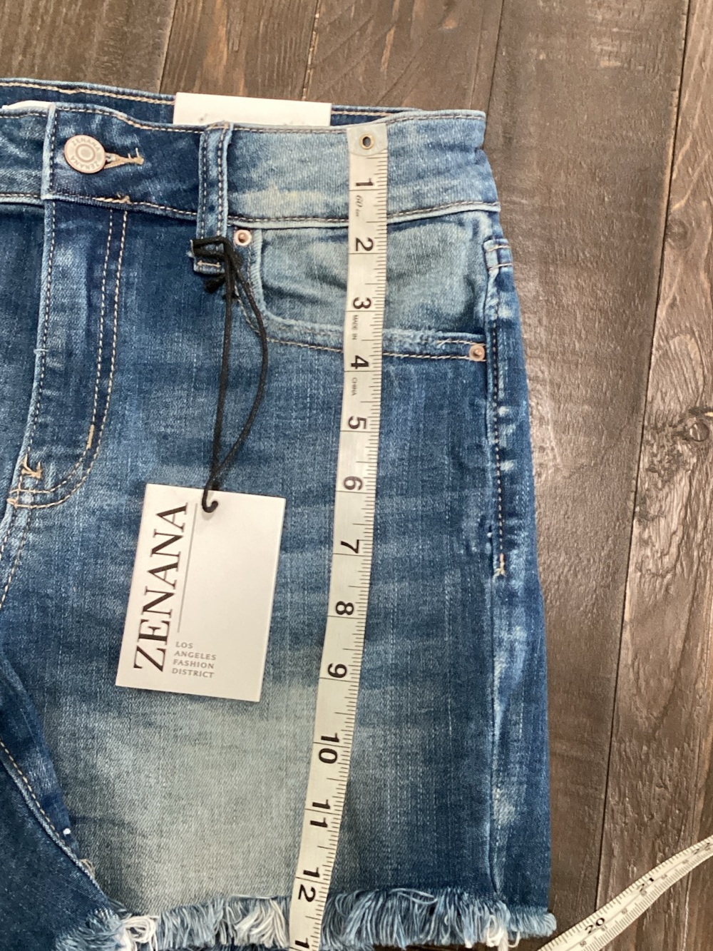 Zenana Outfitters Distressed Blue Denim Jean Shorts‎ - Picture 6 of 7